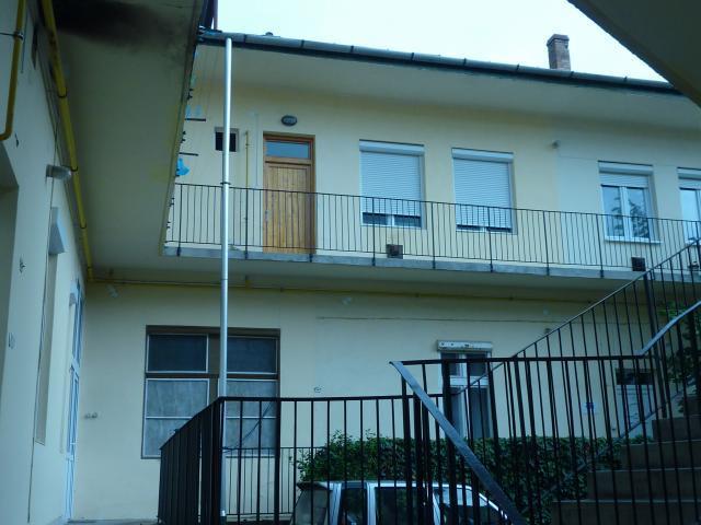 Veva Apartman - Eger Maganszallashely エクステリア 写真